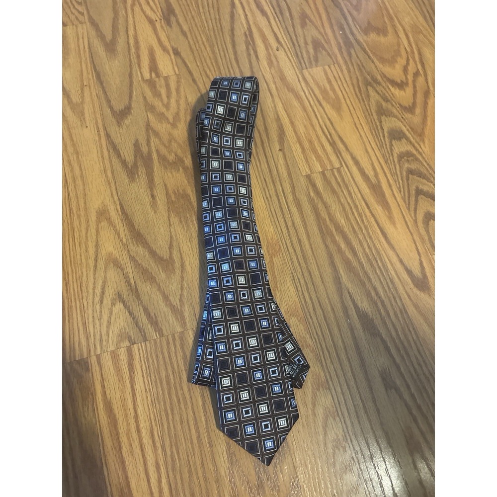 Jimmy Au Beverly Hills men's 100% Silk tie Brown Geometric Square Pattern USA